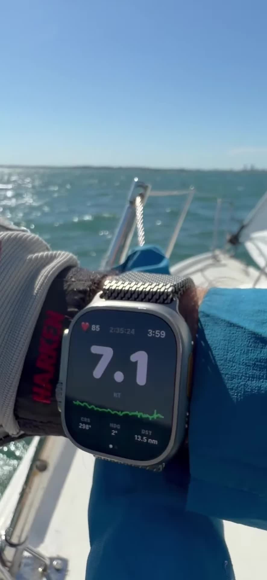 HullSpeed running on Apple Watch while sailing